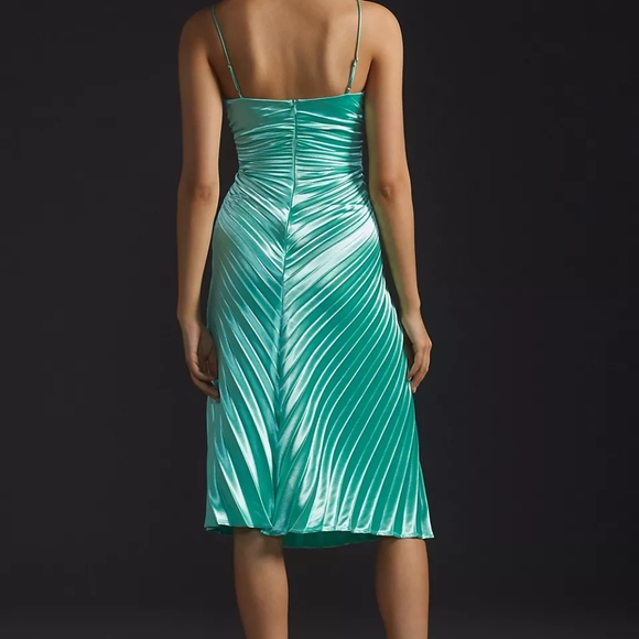 NWT Anthropologie Delfi Collective V-Neck Pleated Midi Dress - Picture 2 of 4